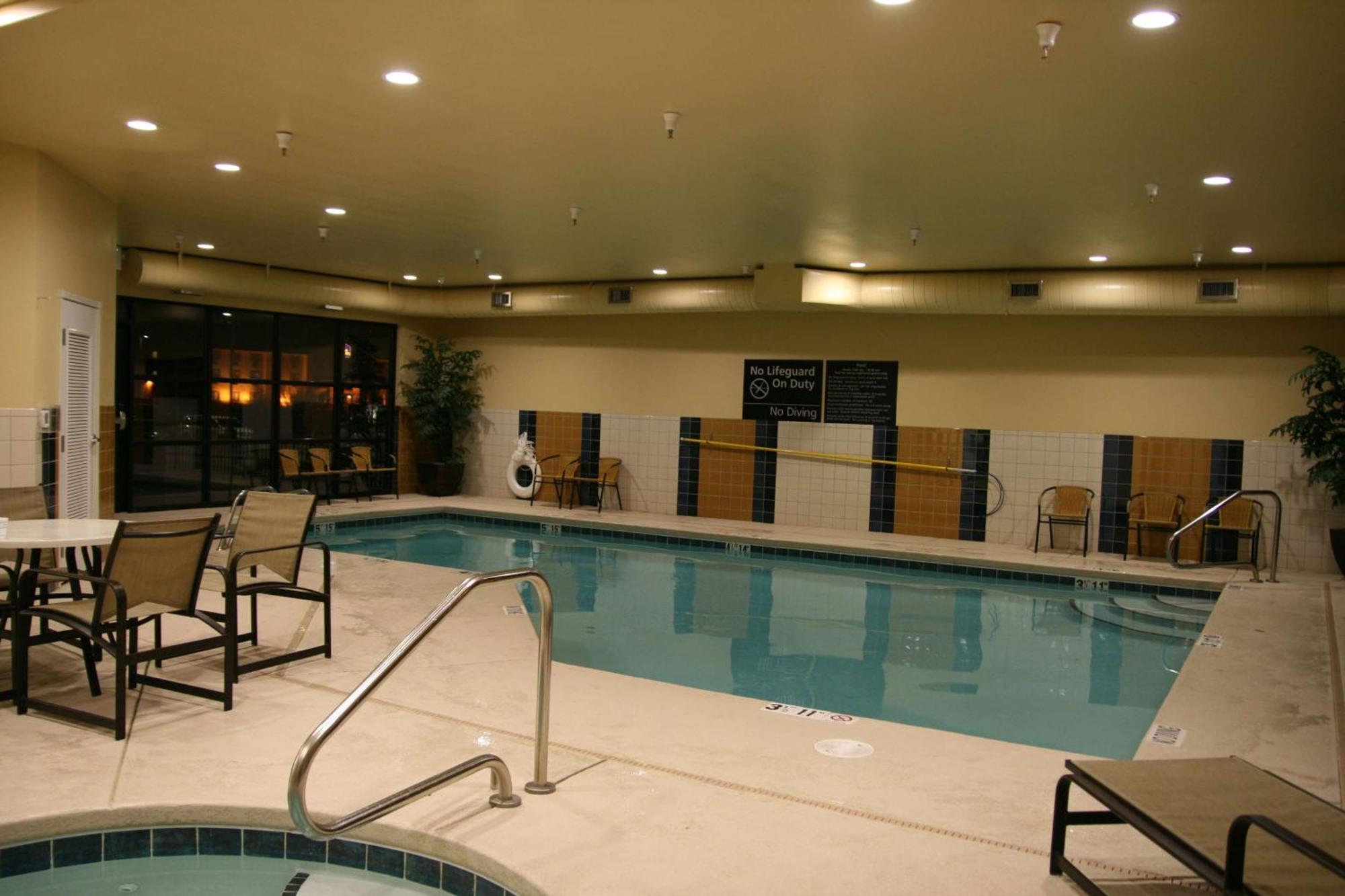 Hampton Inn & Suites Pueblo/North Exterior foto